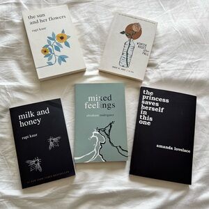 Poetry Book Bundle – Rupi Kaur & Amanda Lovelace